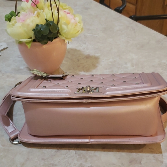 Badgley Mischka Crossbody Bag - Picture 9 of 12